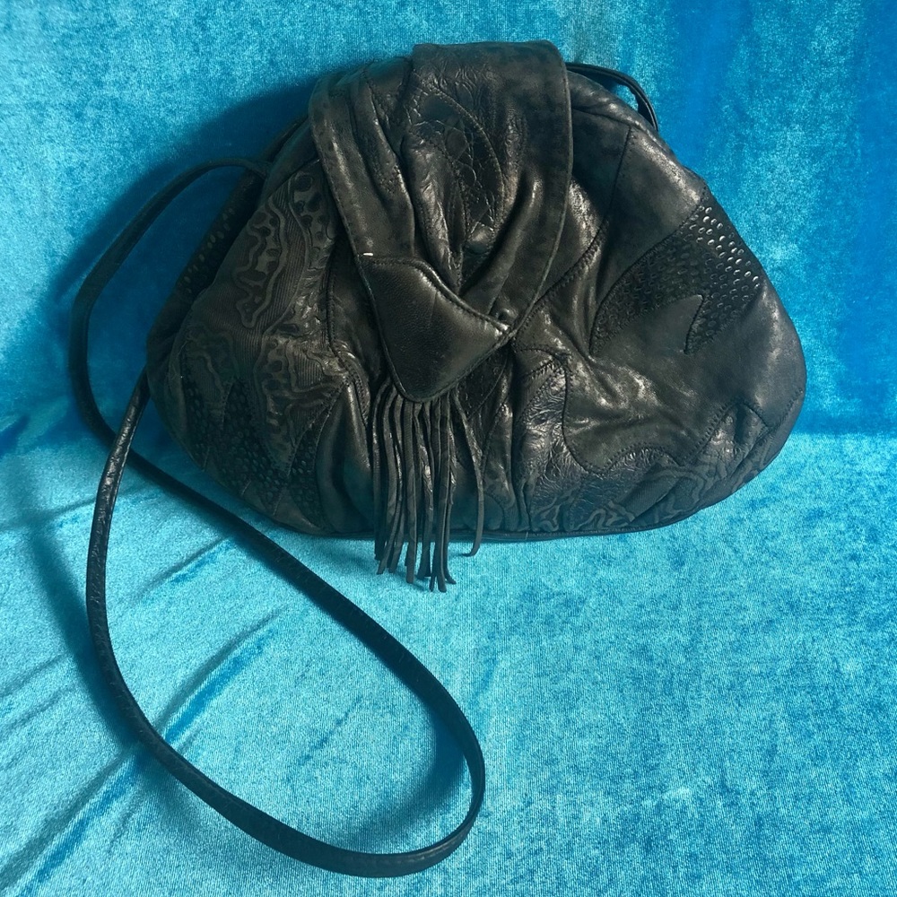 Vintage Black ViVa Soft Leather Crossbody Purse